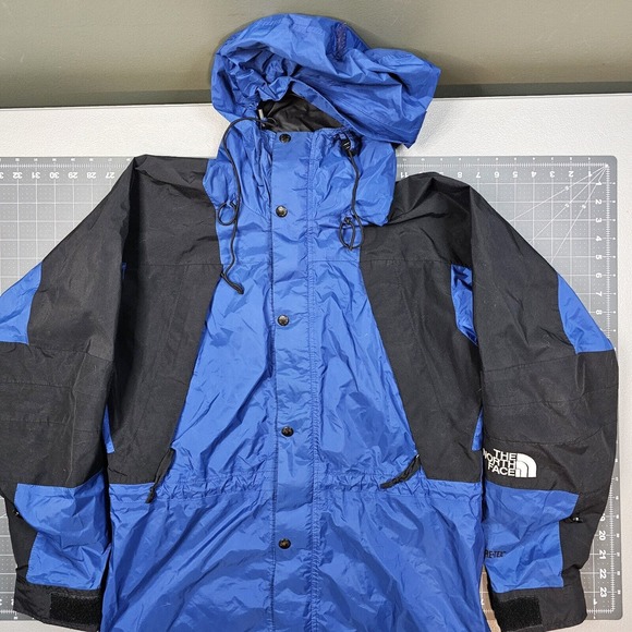 The North Face Mountain Jacket Mens Small Gore-tex Gorpcore Hiking Outdoors Work